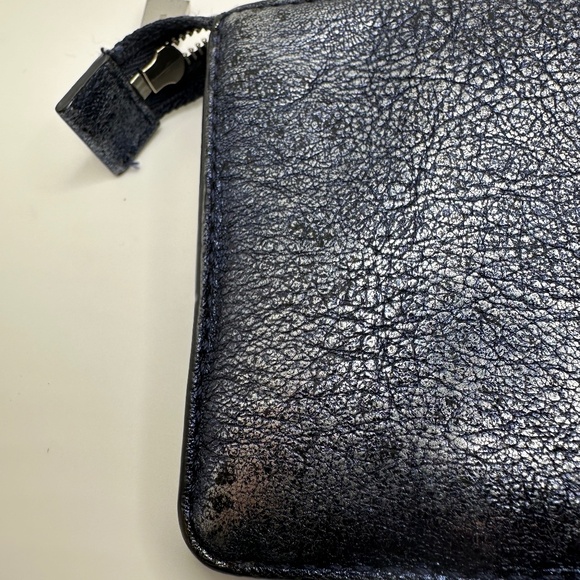 Michael Kors Shimmery Blue Metallic Leather Wristlet/Wallet Leather Zip - Picture 3 of 8
